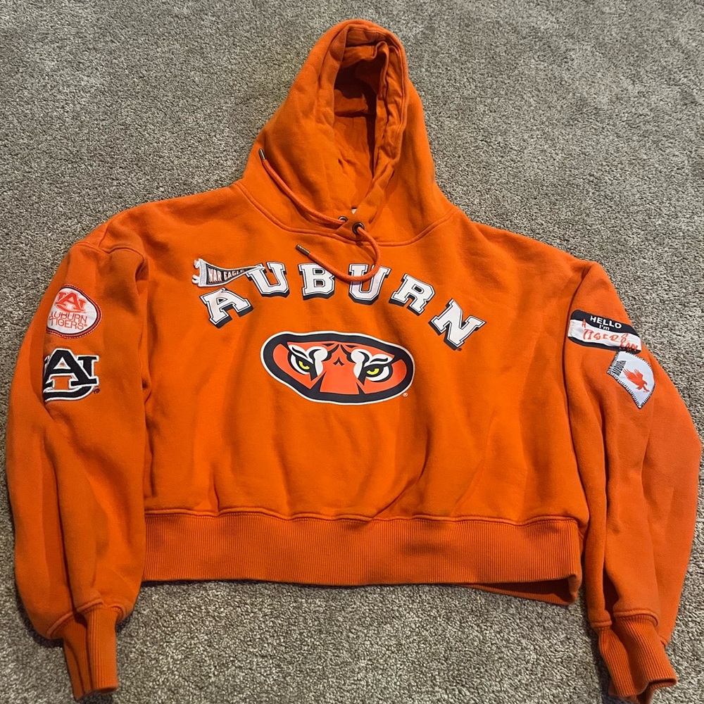 Auburn cropped hoodie
